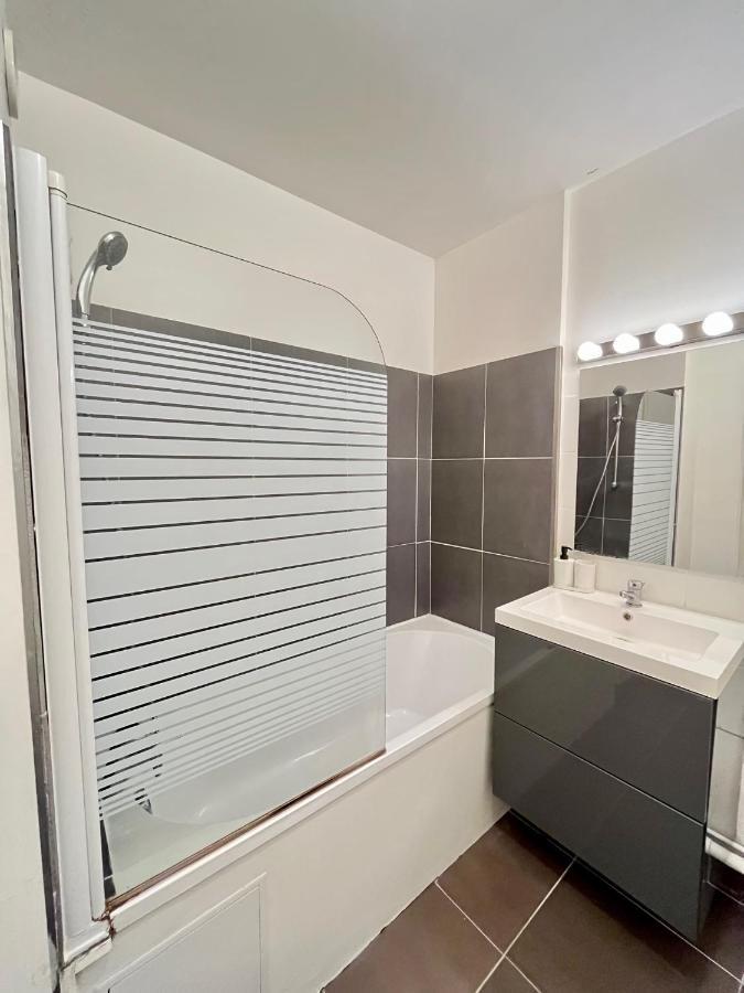 Appartement LE 4BIS C - Grand jardin et parking à Reims Extérieur photo